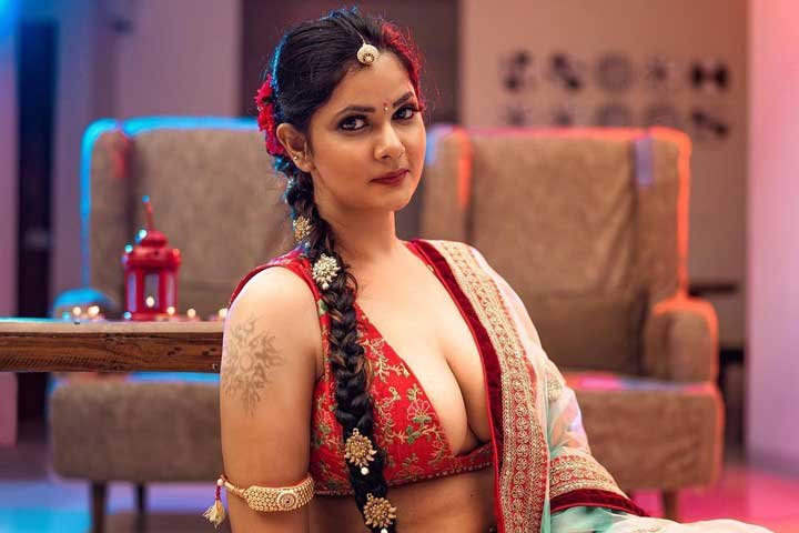 Aabha Paul Porn Hd Video - Aabha Paul (Model And Actress) Biography, Age, Weight, Alt Balaji Web  Series, Career, Family, Net Worth, Life Style Instagram, Hot Photos & Videos