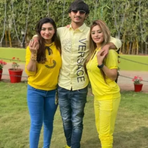 Ankita Dave with her brother and sister