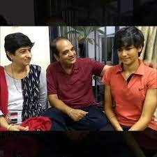 yastika bhatia Family