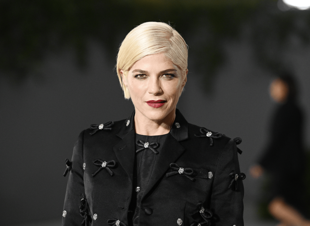 Selma Blair Biography, Career, Movies List, Disease, Husband, Net Worth 